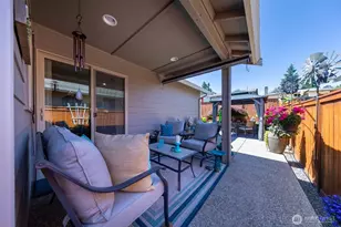 10908 24th Dr SE, Everett, WA 98208 - Photo 35