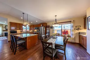 10908 24th Dr SE, Everett, WA 98208 - Photo 7