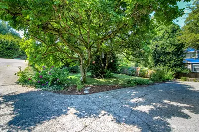 10082 Des Moines Memorial Drive S, Seattle, WA 98168 - Photo 7