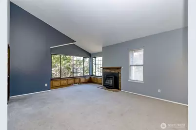8408 18th Avenue W #2-201, Everett, WA 98204 - Photo 3