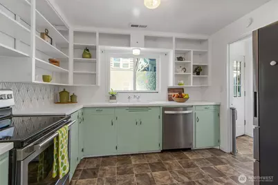 616 North Street SE, Tumwater, WA 98501 - Photo 7