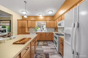 6033 Delaware Ave SE, Lacey, WA 98513 - Photo 9
