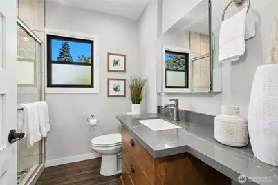 8538 Ashworth Avenue N, Seattle, WA 98103 - Photo 19