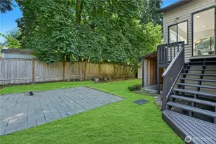 8538 Ashworth Ave N, Seattle, WA 98103 - Photo 31