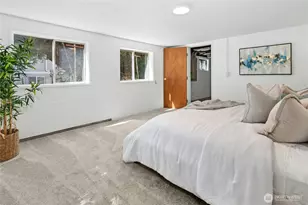8538 Ashworth Ave N, Seattle, WA 98103 - Photo 23
