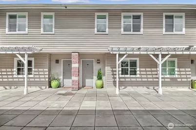 175 1st Place NW #112, Issaquah, WA 98027 - Photo 3