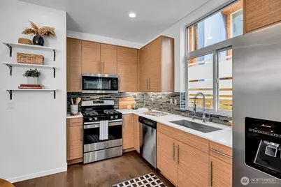 4809 Delridge Way SW #A, Seattle, WA 98106 - Photo 9