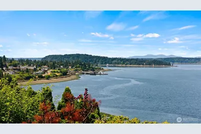 30 Silver Beach Drive, Steilacoom, WA 98388 - Photo 11
