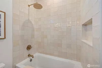 2456 55th Avenue SW, Seattle, WA 98116 - Photo 13