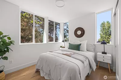 2456 55th Avenue SW, Seattle, WA 98116 - Photo 9