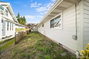 404 11th St, Raymond, WA 98577 - Photo 23