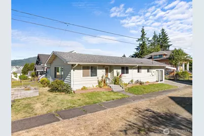 404 Eleventh Street, Raymond, WA 98577 - Photo 3