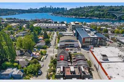 3609 Interlake Avenue N #A, Seattle, WA 98103 - Photo 23