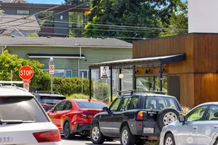 3609 Interlake Ave N, Seattle, WA 98103 - Photo 35
