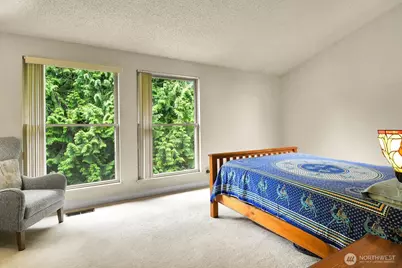 24520 SE 24th Street, Sammamish, WA 98075 - Photo 17