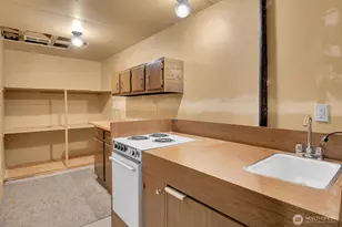 24520 SE 24th St, Sammamish, WA 98075 - Photo 29