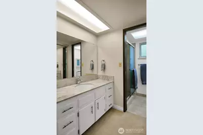 24520 SE 24th Street, Sammamish, WA 98075 - Photo 27