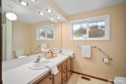 3224 Firwood Avenue, Bellingham, WA 98225 - Photo 11