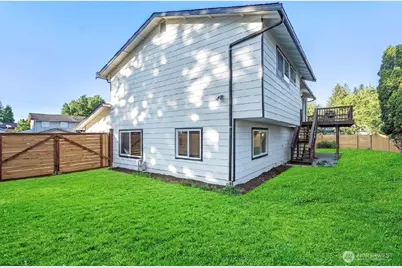 9755 S 239th Place, Kent, WA 98031 - Photo 11