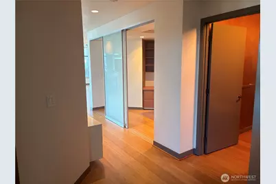 2033 2nd Avenue #2302, Seattle, WA 98121 - Photo 33