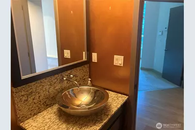2033 2nd Avenue #2302, Seattle, WA 98121 - Photo 35