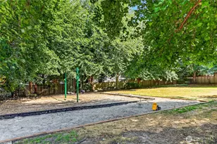118 246th Way SE, Sammamish, WA 98074 - Photo 37