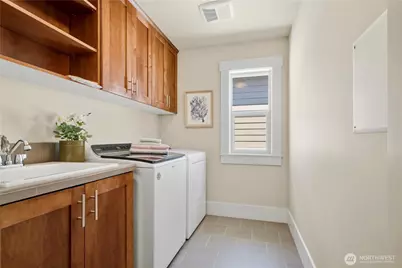 920 233rd Place NE, Sammamish, WA 98074 - Photo 35