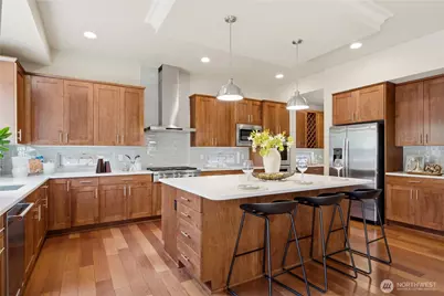 920 233rd Place NE, Sammamish, WA 98074 - Photo 9