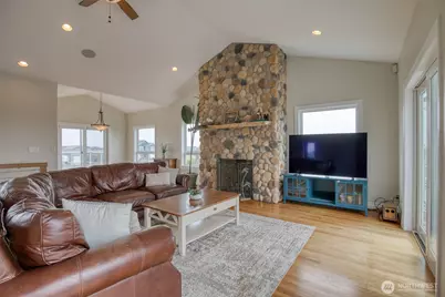 470 W Wind Street, Ocean Shores, WA 98569 - Photo 15