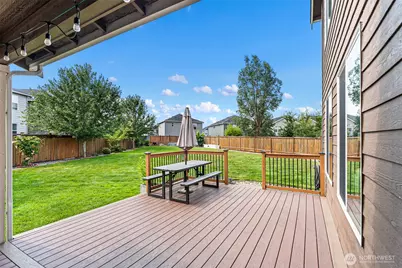 18718 110th Avenue Ct E, Puyallup, WA 98374 - Photo 33