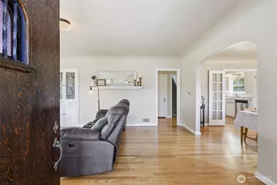 332 Bryan Avenue, Bremerton, WA 98312 - Photo 3