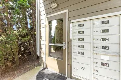 18523 68th Avenue NE #102, Kenmore, WA 98028 - Photo 23