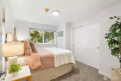 18523 68th Avenue NE #102, Kenmore, WA 98028 - Photo 19