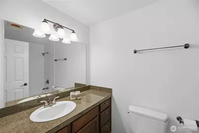 14300 32nd Avenue NE #410, Seattle, WA 98125 - Photo 23