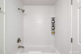 14300 32nd Ave NE, Seattle, WA 98125 - Photo 11