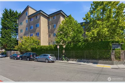 14300 32nd Avenue NE #410, Seattle, WA 98125 - Photo 37