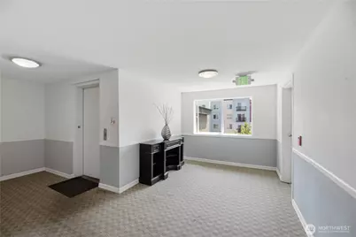 14300 32nd Avenue NE #410, Seattle, WA 98125 - Photo 29