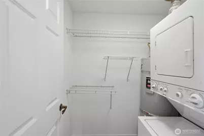 14300 32nd Avenue NE #410, Seattle, WA 98125 - Photo 25