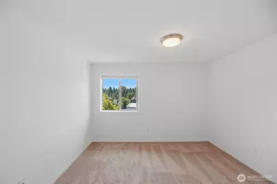 14300 32nd Avenue NE #410, Seattle, WA 98125 - Photo 17