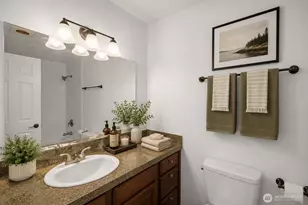 14300 32nd Ave NE, Seattle, WA 98125 - Photo 9