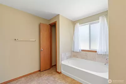 18408 Kohse Lane SW, Rochester, WA 98579 - Photo 13
