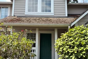5724 Hillpointe Cir, Lynnwood, WA 98037 - Photo 3