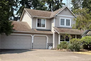 5724 Hillpointe Cir, Lynnwood, WA 98037 - Photo 1