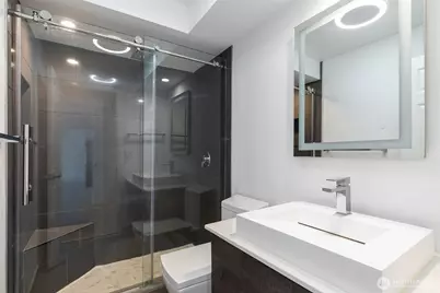 10129 Main Street #306, Bellevue, WA 98004 - Photo 19