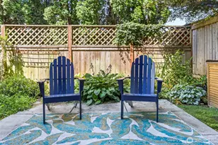 6801 Greenwood Ave N, Seattle, WA 98103 - Photo 25