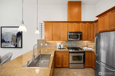 6801 Greenwood Avenue N #106, Seattle, WA 98103 - Photo 11