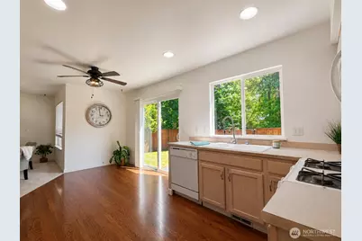 3113 Catherine Drive, Lake Stevens, WA 98258 - Photo 5