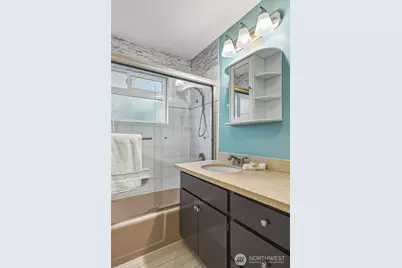 11350 28th Avenue NE, Seattle, WA 98125 - Photo 13