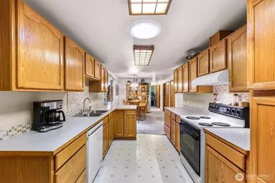 13006 160th Avenue SE, Renton, WA 98059 - Photo 17