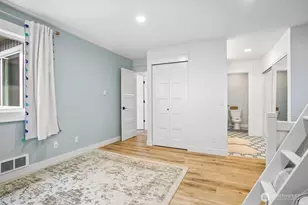 9715 NE Juanita Dr, Kirkland, WA 98034 - Photo 19